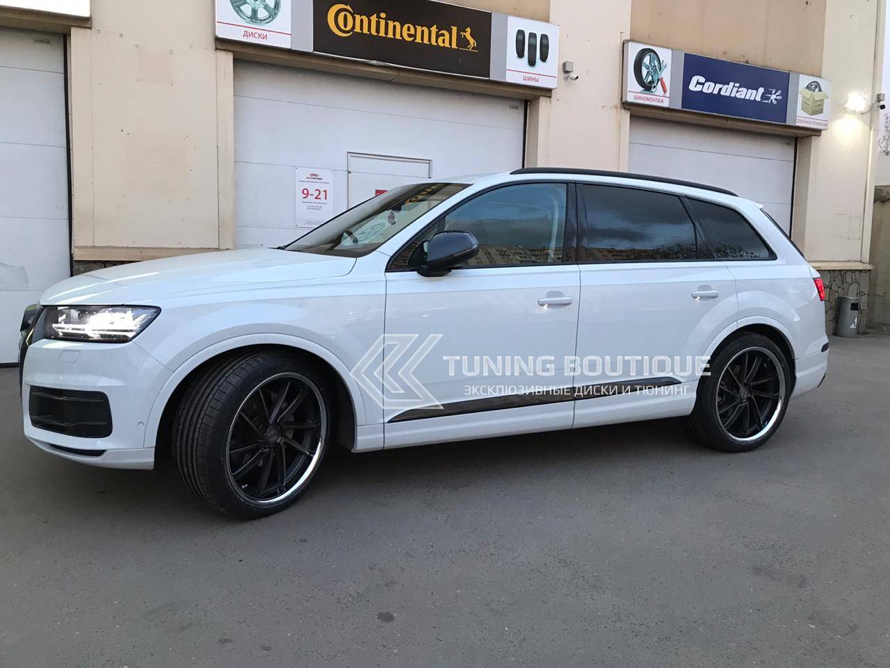Audi Q7 на 22" дисках XO Florence фото 2